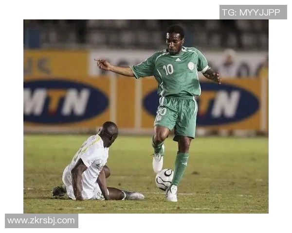 法国黑人足球明星幽默表情包合集让你笑不停的足球瞬间