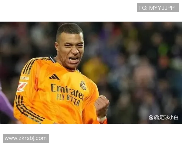 基利安姆巴佩标志性动作解析与其在足球场上的影响力探讨